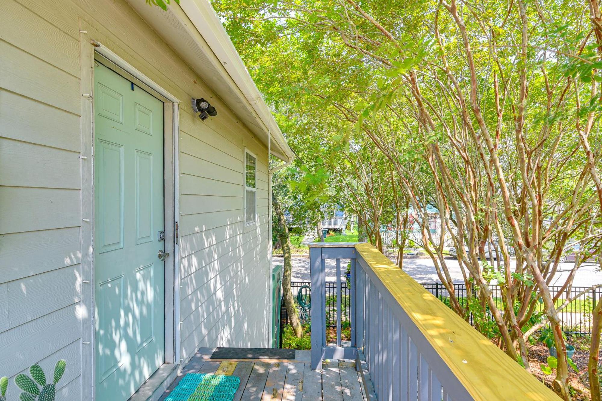 Cozy Galveston Apartment With Private Beach Pass! Esterno foto